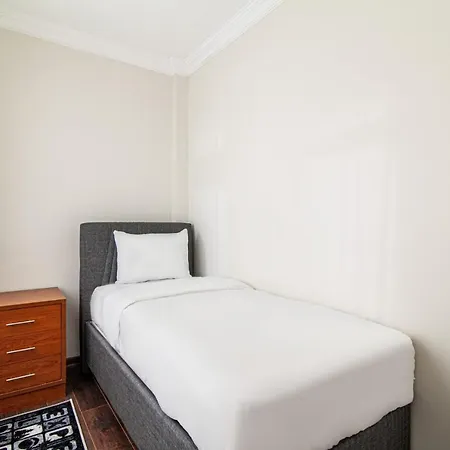 Comfy Flat With Balcony In Uskudar