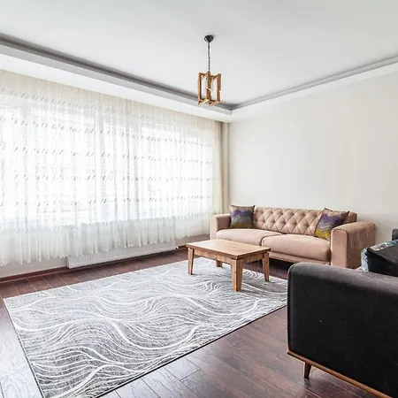 Comfy Flat With Balcony In Uskudar *